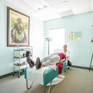 Chiropractor Los Angeles CA Sharon Pickford Head Pain Chiropractor Los Angeles CA Sharon Pickford Head Pain